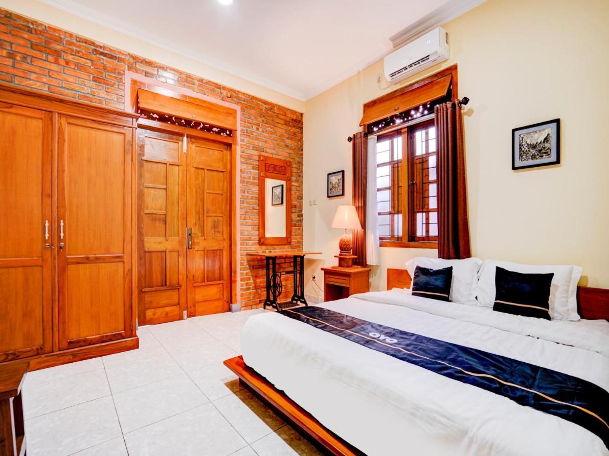 Super Oyo Collection O 90265 Cempoko Mulyo Homestay Syariah Tugu Exteriör bild