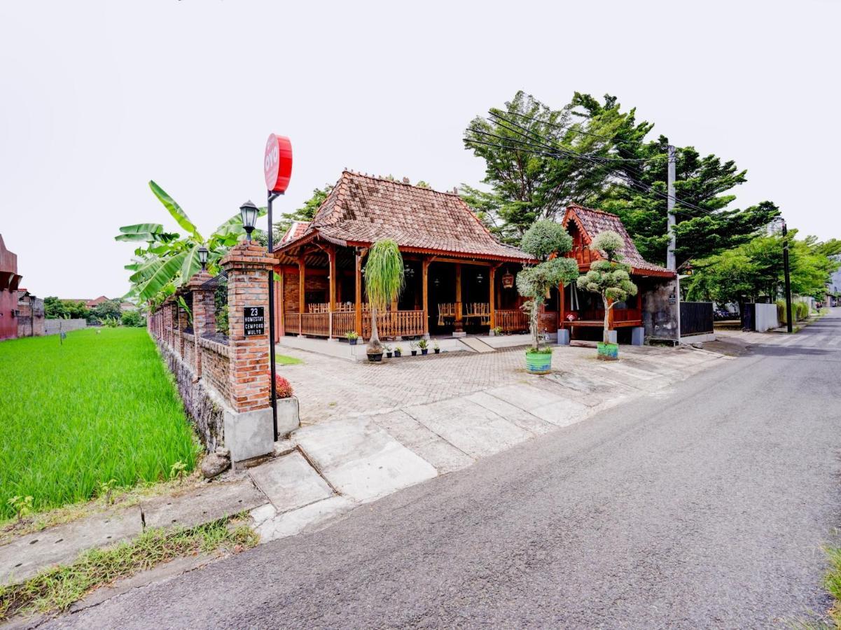 Super Oyo Collection O 90265 Cempoko Mulyo Homestay Syariah Tugu Exteriör bild