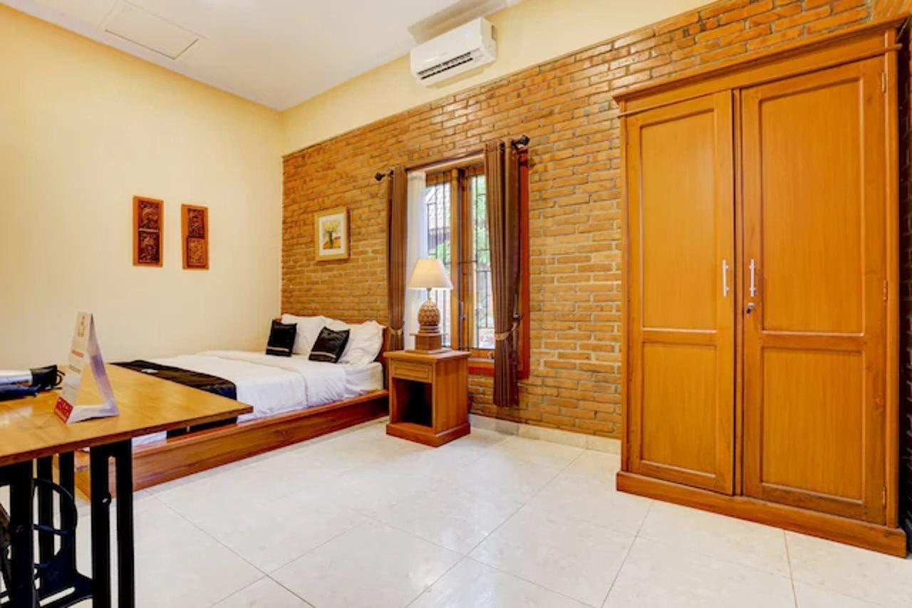 Super Oyo Collection O 90265 Cempoko Mulyo Homestay Syariah Tugu Exteriör bild